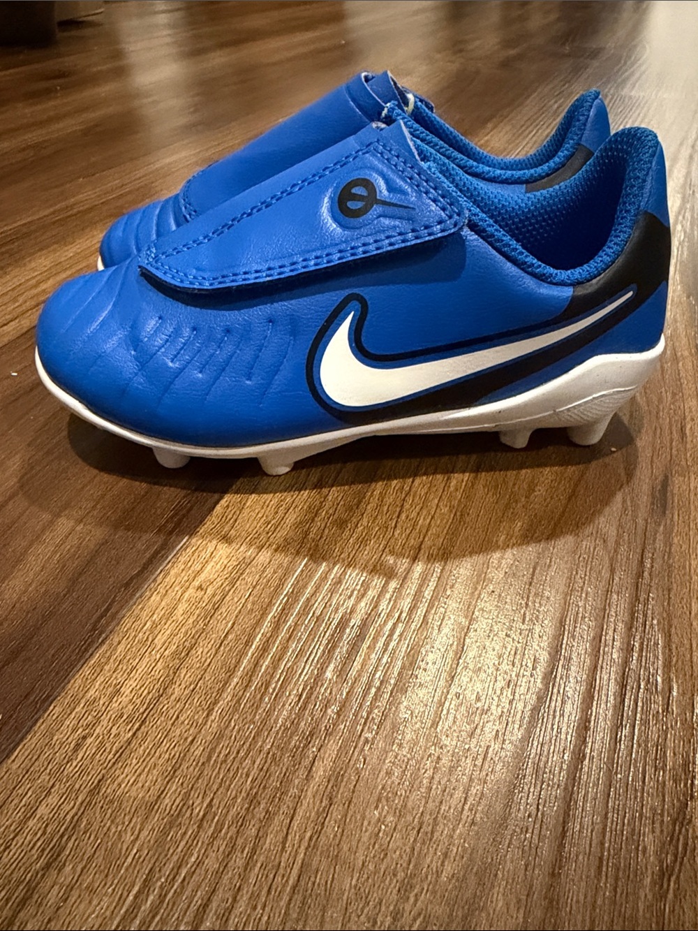 Nike Junior Tiempo Legend 10 Club FG Soccer Cleats - Soar/White Size 8C